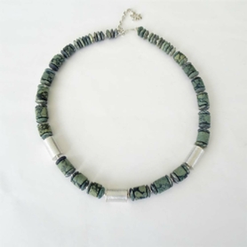 ST684 African Green Jasper necklace.